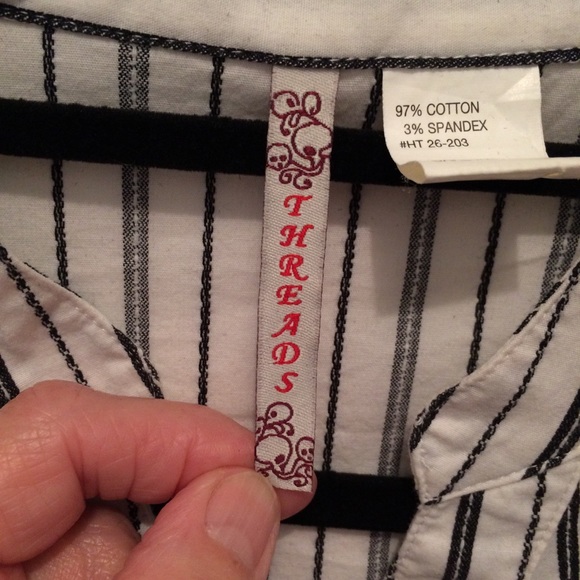 Threads Shirt - Picture 6 of 7